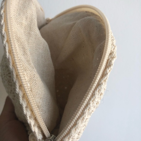 Handmade Macrame Beach Bag with fringes bohemian - Picture 4 of 6